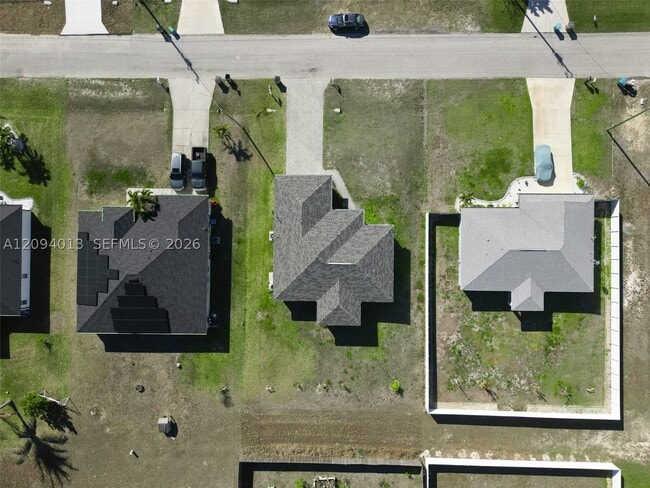 Foto del edificio - 2507 NW 8th Pl
