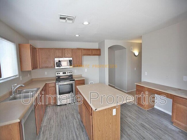 Foto del edificio - 7231 N 75th Dr