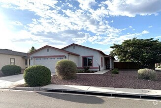 Building Photo - 1496 Stratford Pl