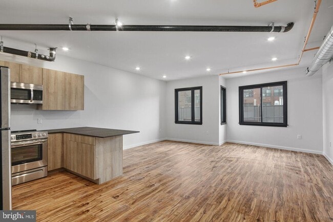 Building Photo - 1231 Wood St