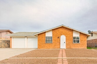 Building Photo - 10724 Onyxstone St