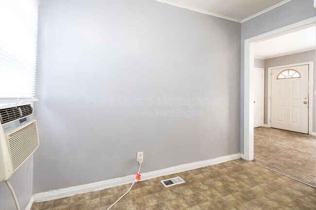 Building Photo - 1728 N Holyoke Ave