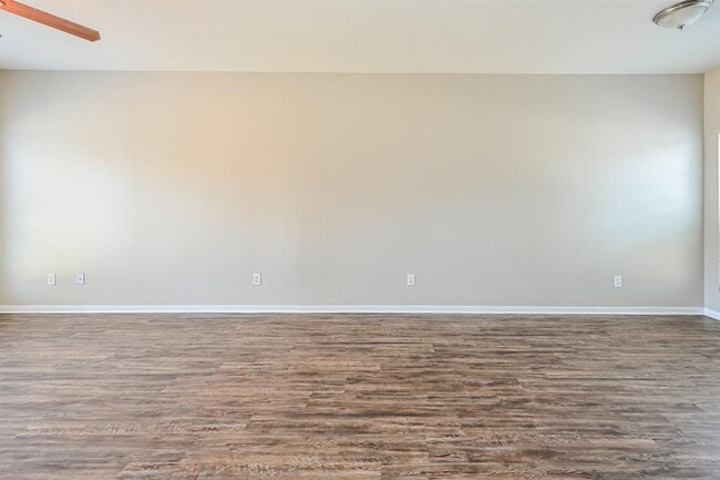 Building Photo - 17907 June Forest Dr