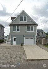 Building Photo - 250 Butler Blvd