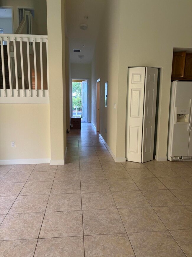 Building Photo - 4171 Gulfstream Rd