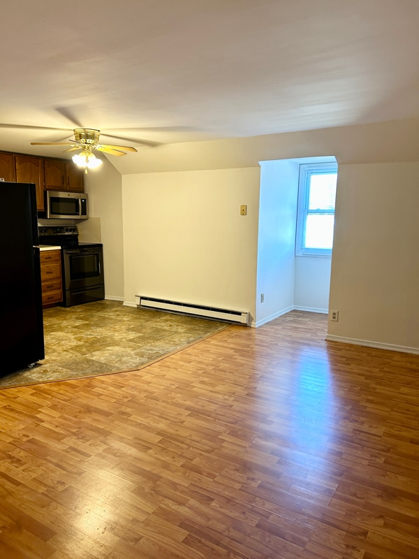 Building Photo - 115 1st Ave