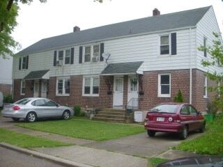 Foto principal - 1085-1091 Kelly Dr