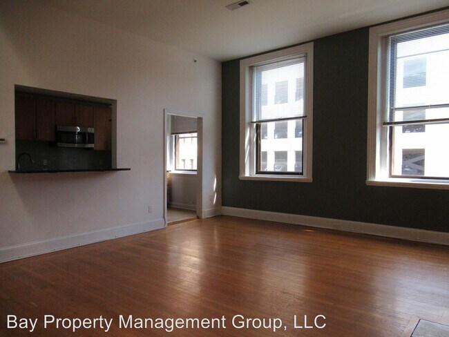Building Photo - 1 br, 1 bath House - 1014 N Charles St Unit 5