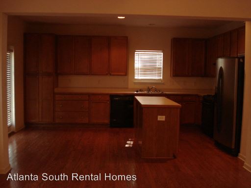 Building Photo - 6 Rockridge Dr