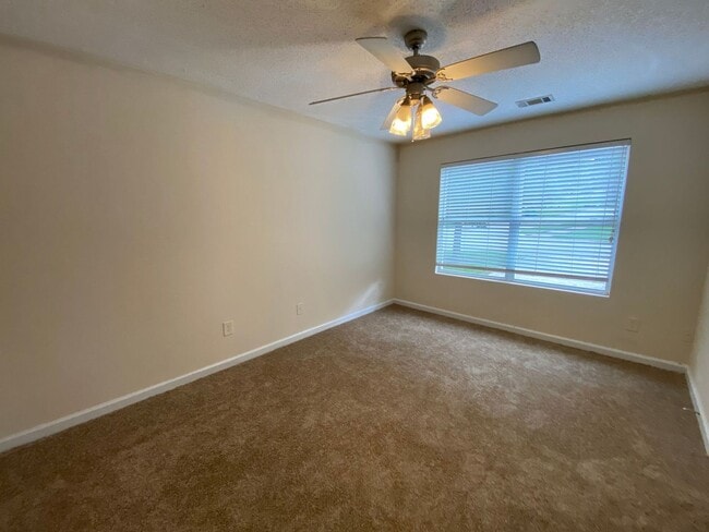 Building Photo - BRIDGEWATER HOME - PRE-LEASING FOR AUGUST 2026!