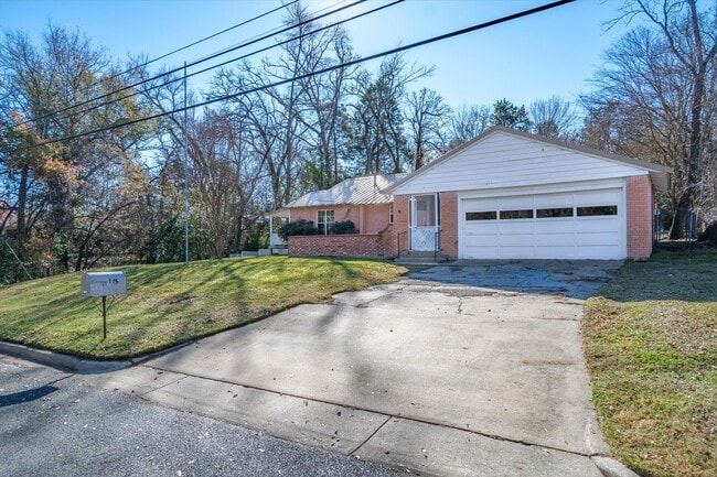 Building Photo - 175 E Elm St