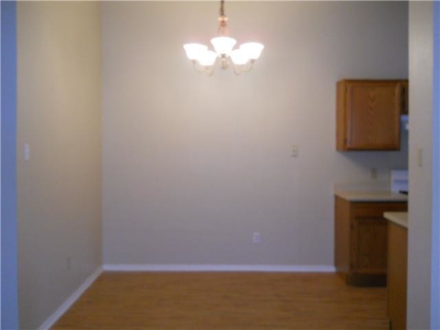 Foto del edificio - 2606 Howellwood Way