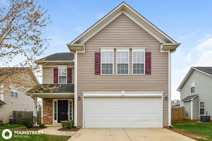 Primary Photo - 307 Apple Ridge Rd, Greensboro, NC 27406