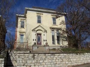 Primary Photo - 1021 Sylvanie St
