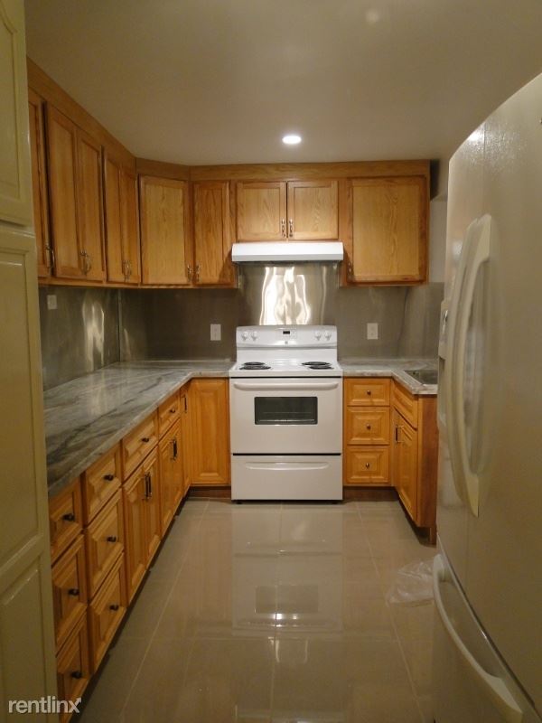 Building Photo - 2 br, 2 bath Apartment - 500 Lynn Ave