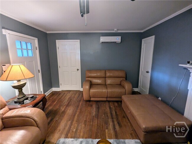 Foto del edificio - 614 E 37th St