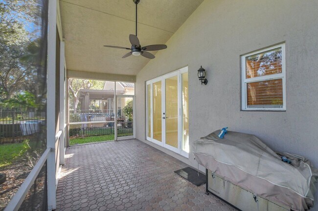 Foto del edificio - 4893 NW 59th Ct