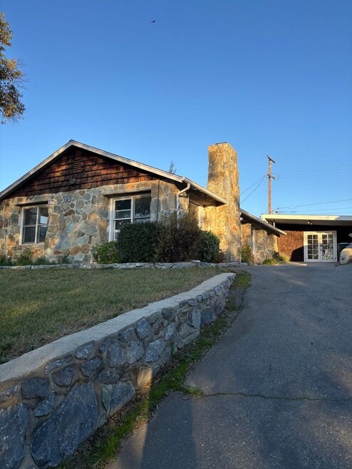 Building Photo - Lovely Cottage Home in Auburn
