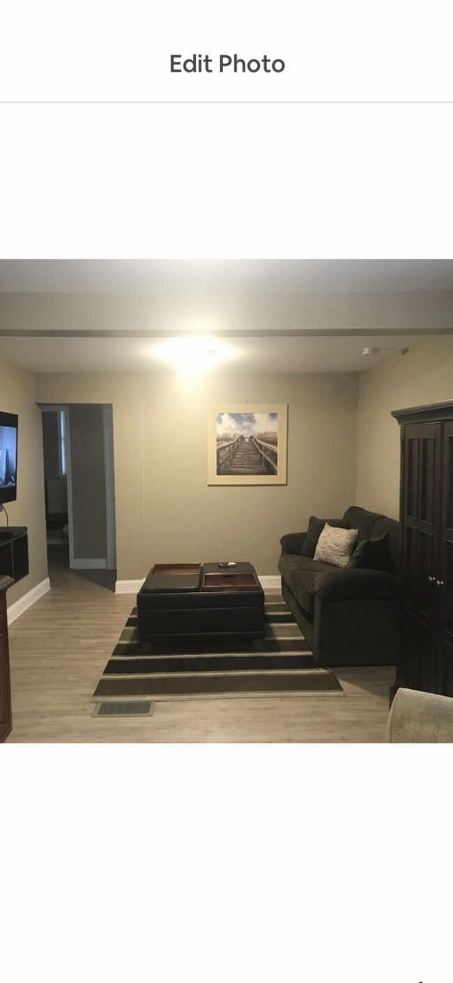 Foto del edificio - 4188 Lake Shore Rd
