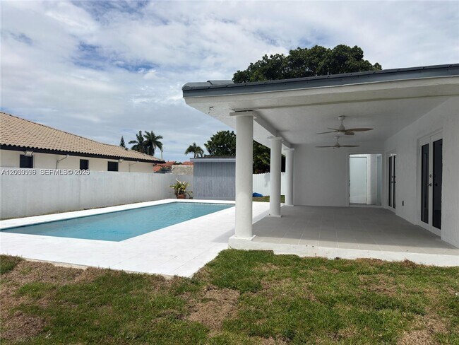 Foto del edificio - 13895 SW 22nd St