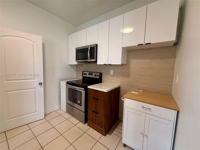 Foto del edificio - 1779 SW 16th Ter
