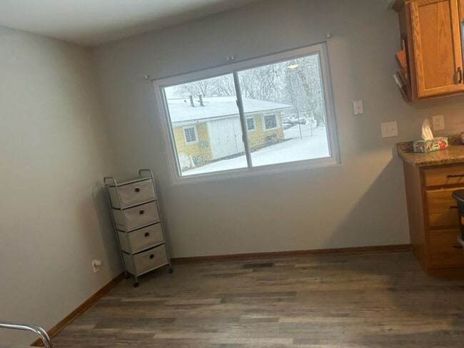 Building Photo - 1320/1322 Future Street