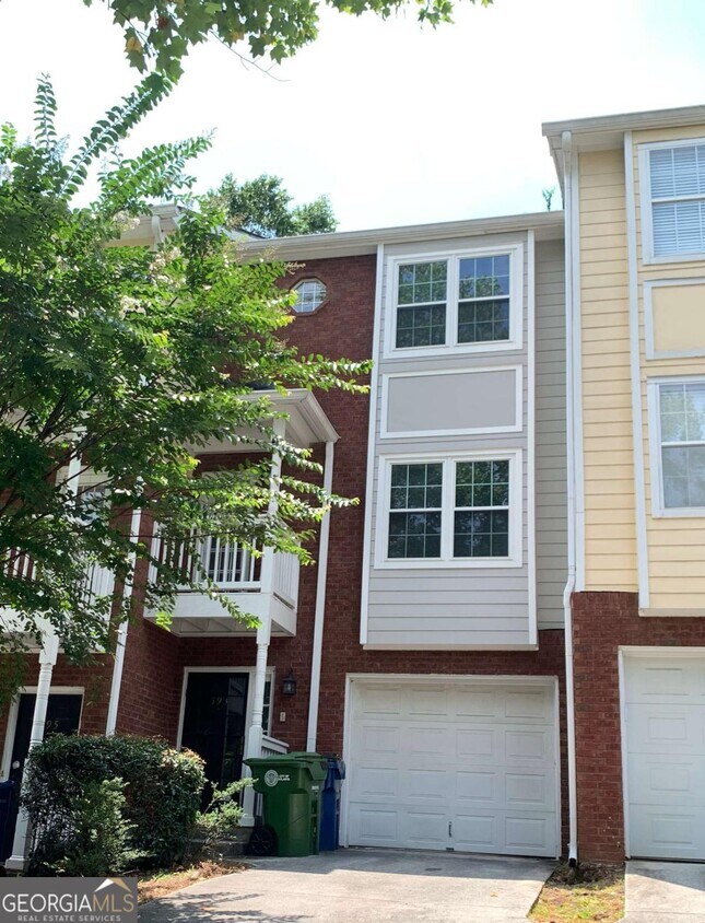 Foto principal - 593 Cooper St SW