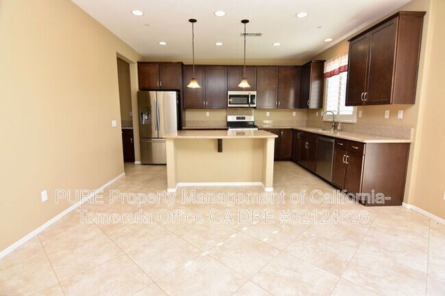 Foto del edificio - 34313 Heather Ridge Rd