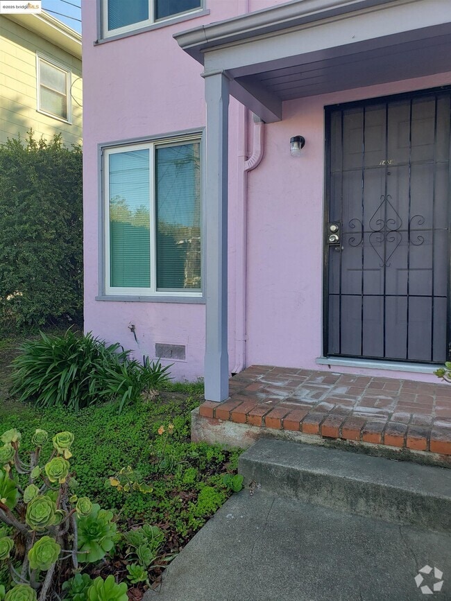 Building Photo - 1408 Berkeley Way