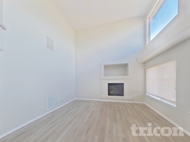 Building Photo - 12434 Mount Belford Way