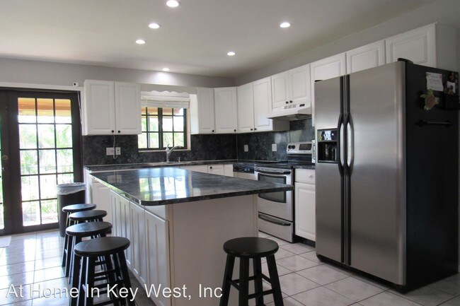 Building Photo - 4 br, 2 bath House - 202 Avenue G