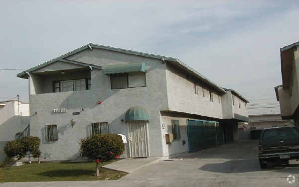 Foto del edificio - 11886 Oxford Ave