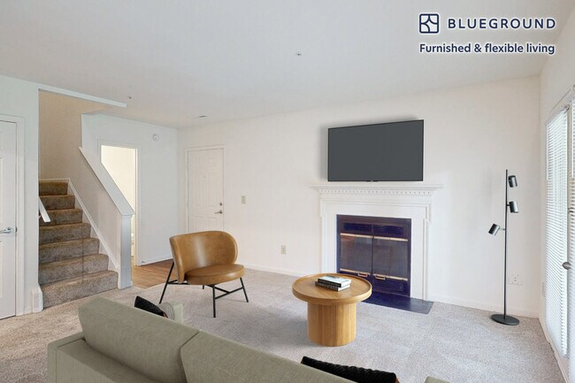 Building Photo - 10608 Kitty Pozer Dr