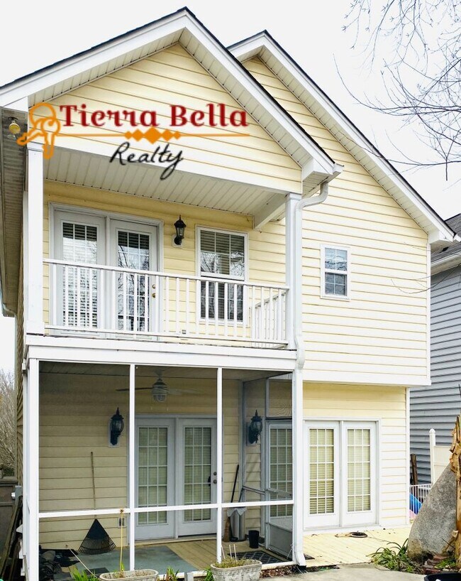 Building Photo - 212 River Bluff Blvd