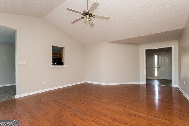 Building Photo - 112 Dillard Ct