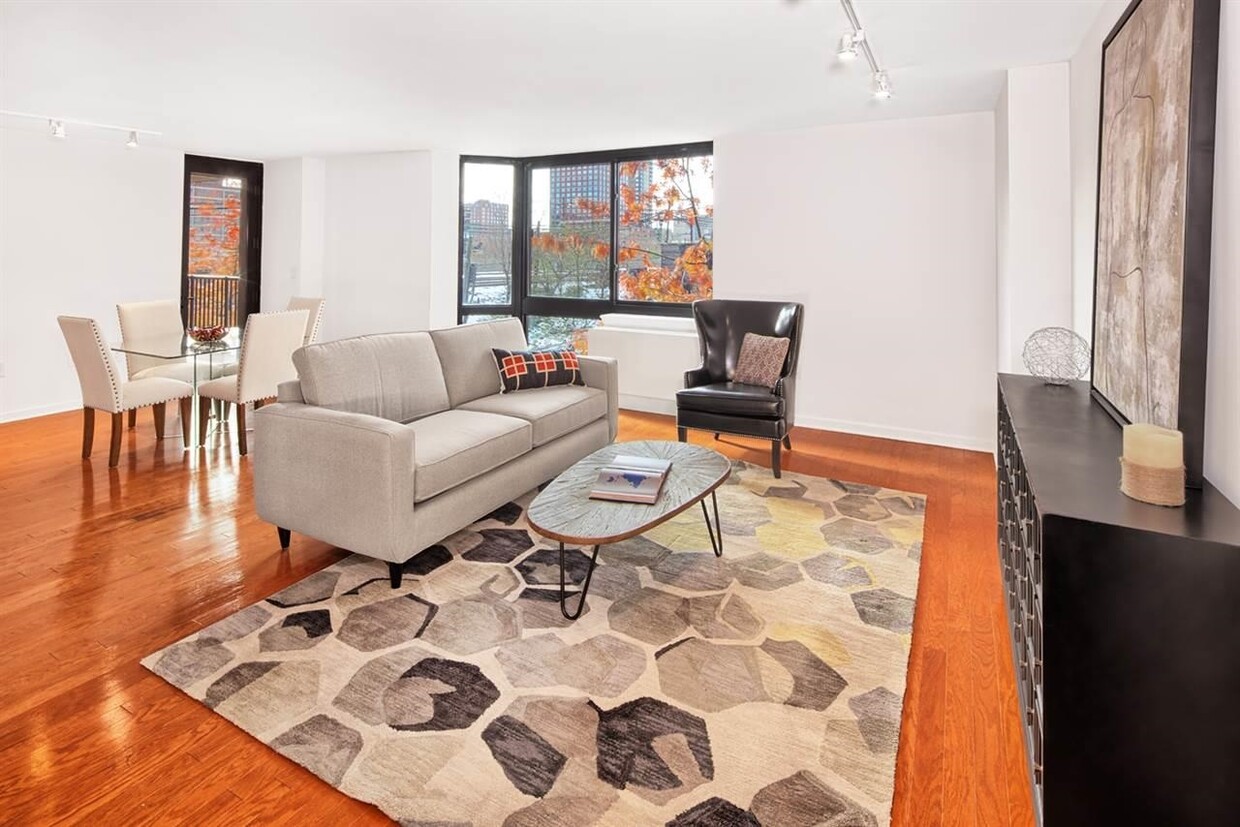 Foto principal - 700 Grove St