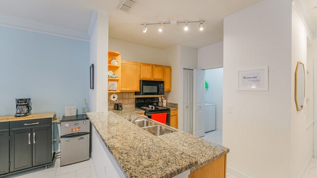 Foto del edificio - 4207 S Dale Mabry Hwy