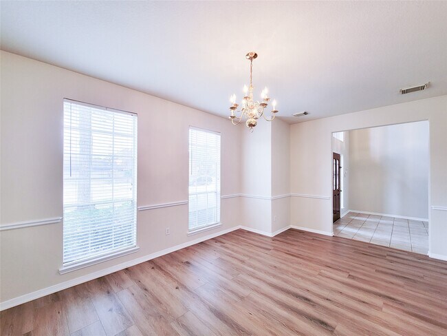 Foto del edificio - 7902 Feather Springs Dr