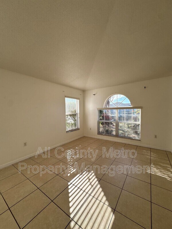 Building Photo - 591 Drayton Rd