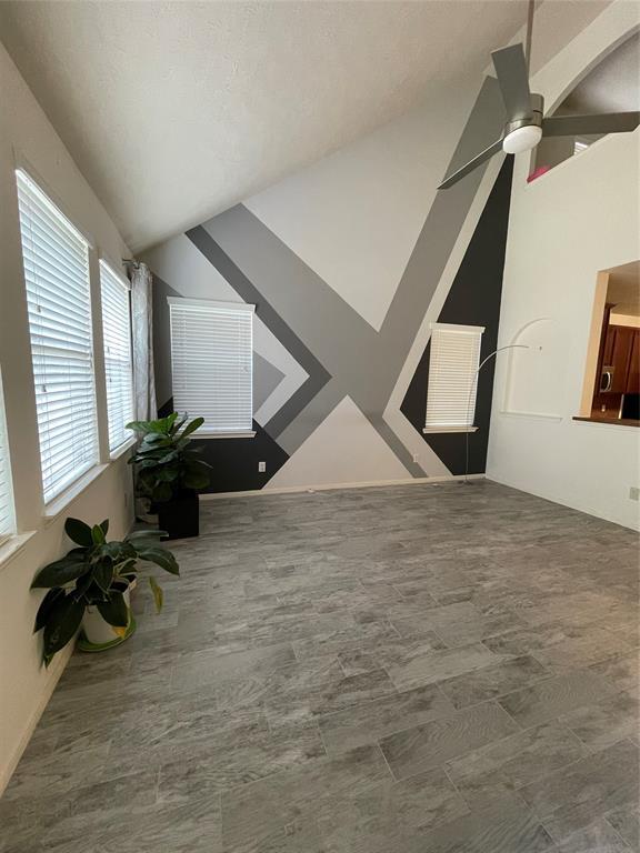 Building Photo - 14605 Branchwest Dr