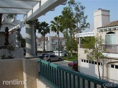 Building Photo - 11751 Villageview Ct