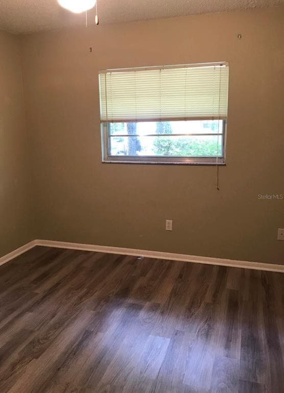 Foto del edificio - 4215 NW 20th Dr