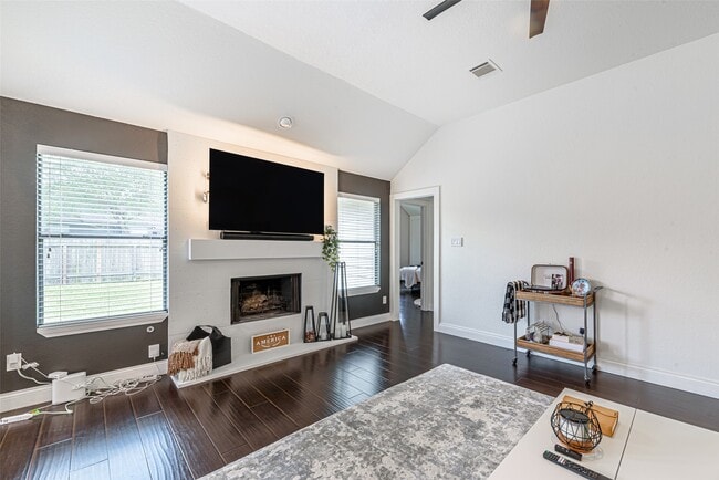 Building Photo - 7519 Stonesfield Pl