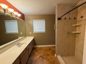 Building Photo - 1584 Chadwick Way