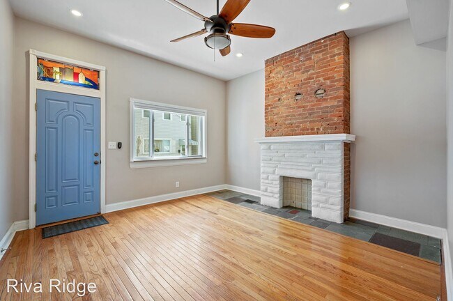 Building Photo - 3 br, 1 bath House - 208 Edmond Street