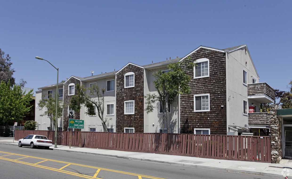 Alta Vista Apartments Apartments in Oakland, CA