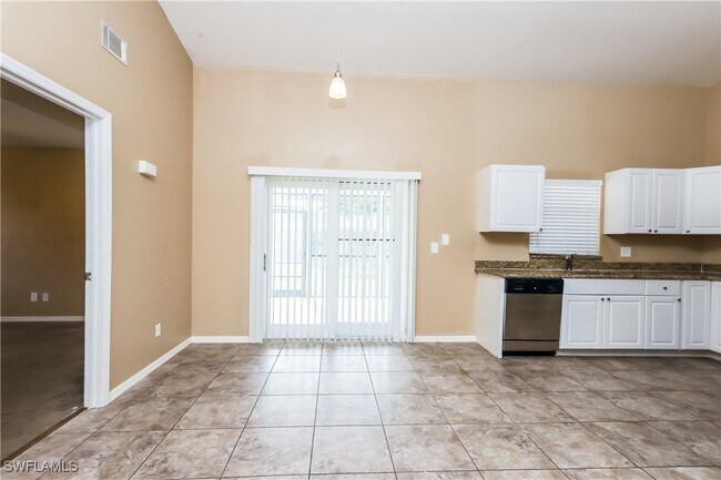Foto del edificio - 18359 Hawthorne Rd