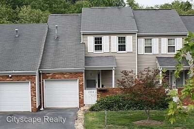 Primary Photo - 7554 Ingelnook Ct