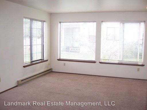 Building Photo - 1337 Puget St