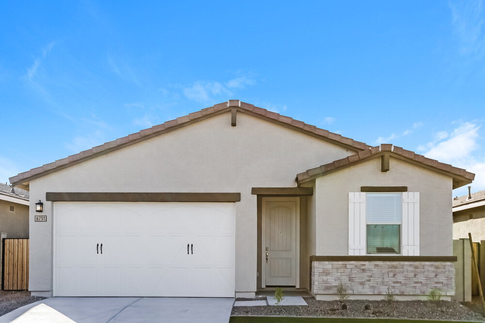 Foto principal - 6751 W Pedro Ln